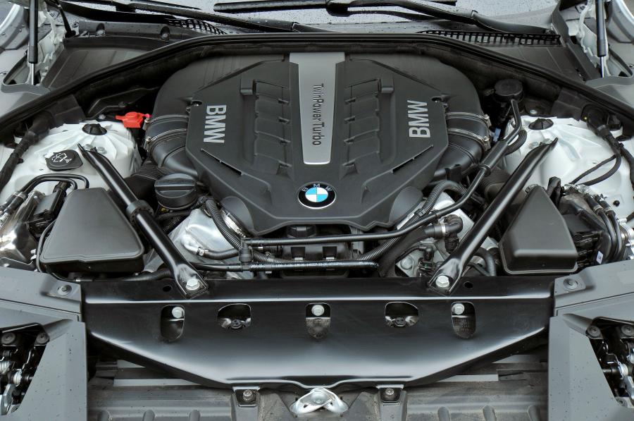  BMW 7-Series 2013 года  (фото 69 из 123)